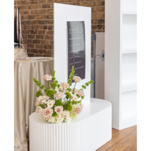 Fluted Welcome Sign Holder